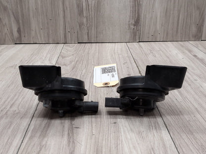 2008 - 2017 Audi S5 8T Alarm Horns SET 8T0951223