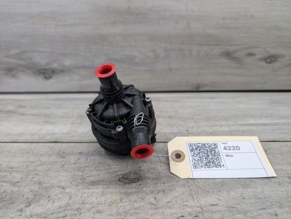 *OEM BMW G01 G05 G20 G22 G30 G42 G80 G82 G83 M3 M4 Engine Auxiliary Water Pump