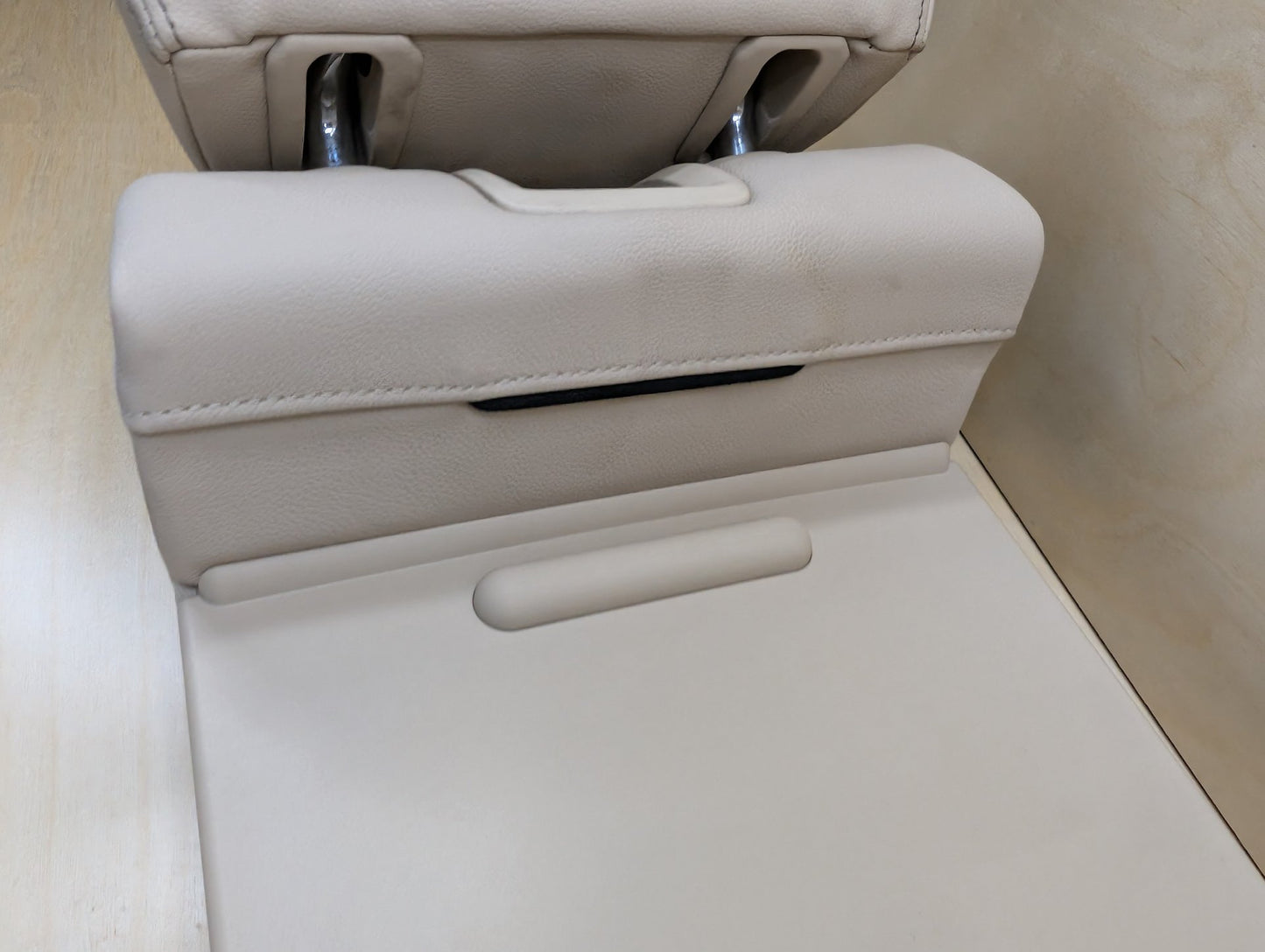 2018-2024 BMW X3 G01 Rear Center Middle Seat W/ Cupholder Armrest Assembly 7469796