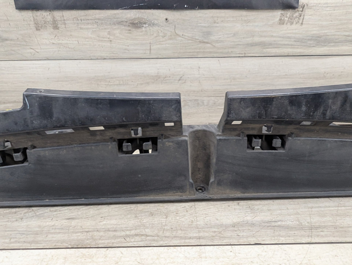 2014 - 2018 BMW X5 F15 Rear Middle Center Bumper Bracket 7294391 N63B