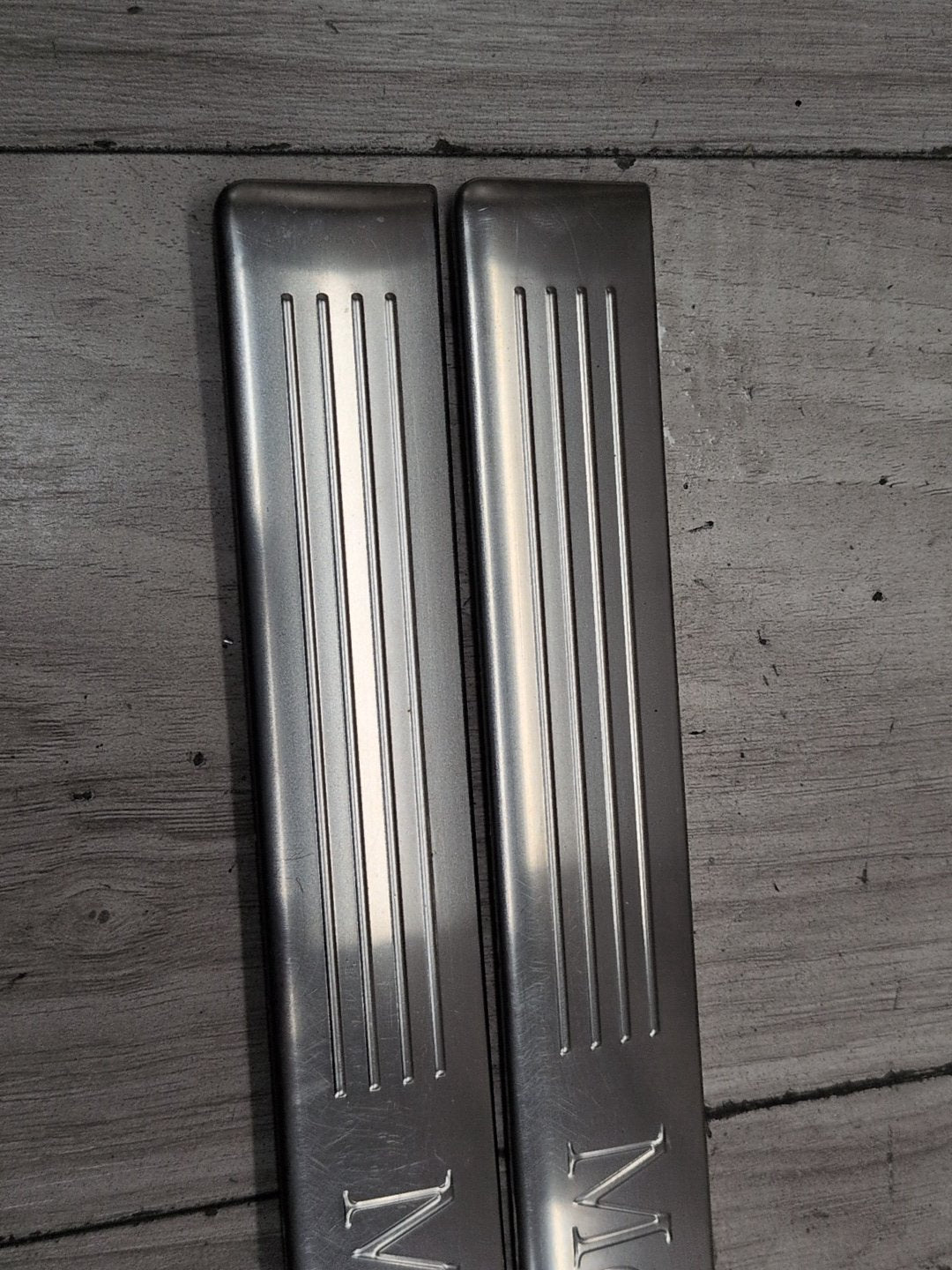 2009-2012 Mercedes-Benz E550 W212 Front Rear Left Right Scuff Plate Door Sill SET A2126861136 OEM
