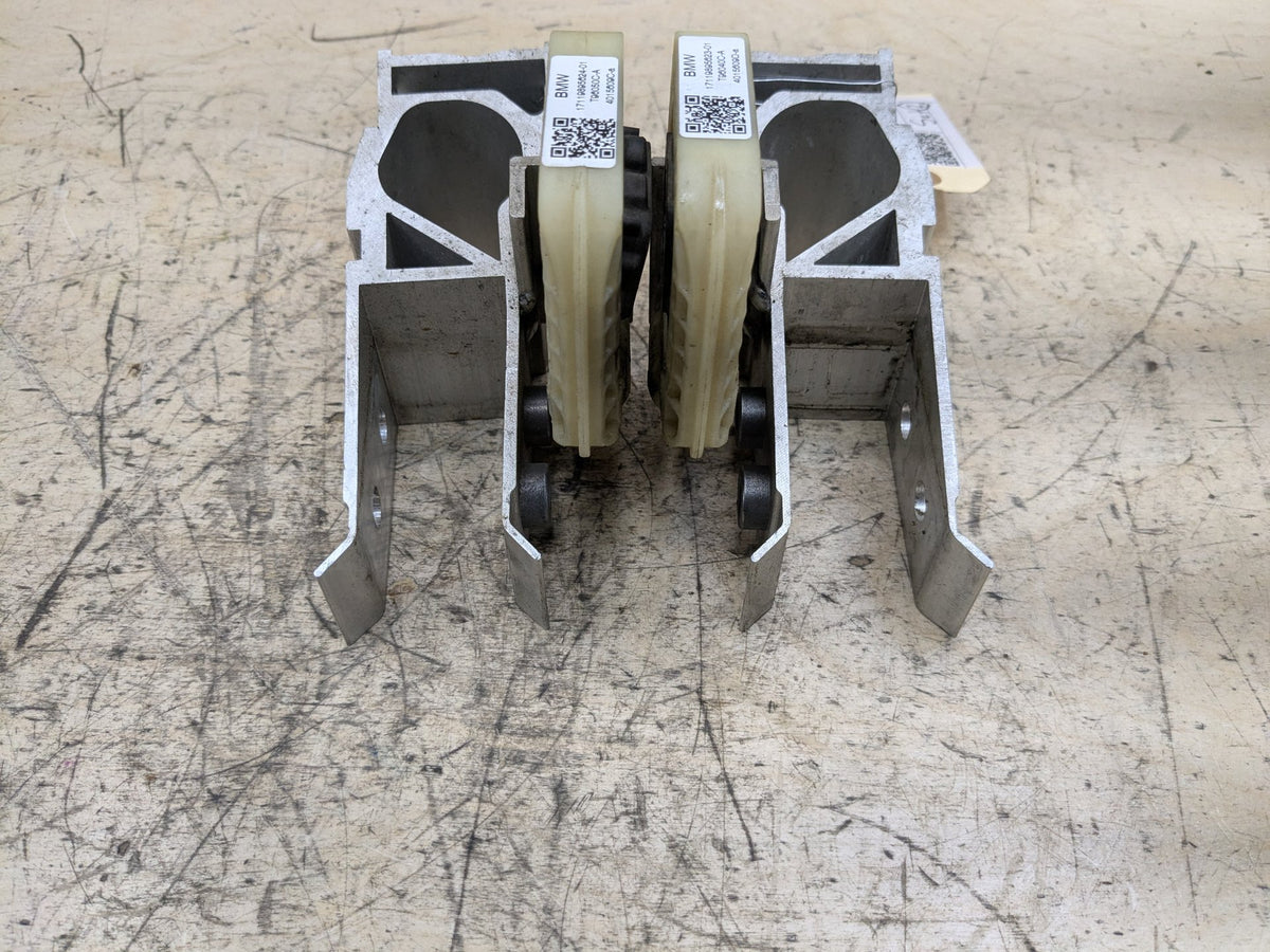 2018-2022 BMW 330i G20 Radiator Lower Mounting Brackets SET 7422234 OEM