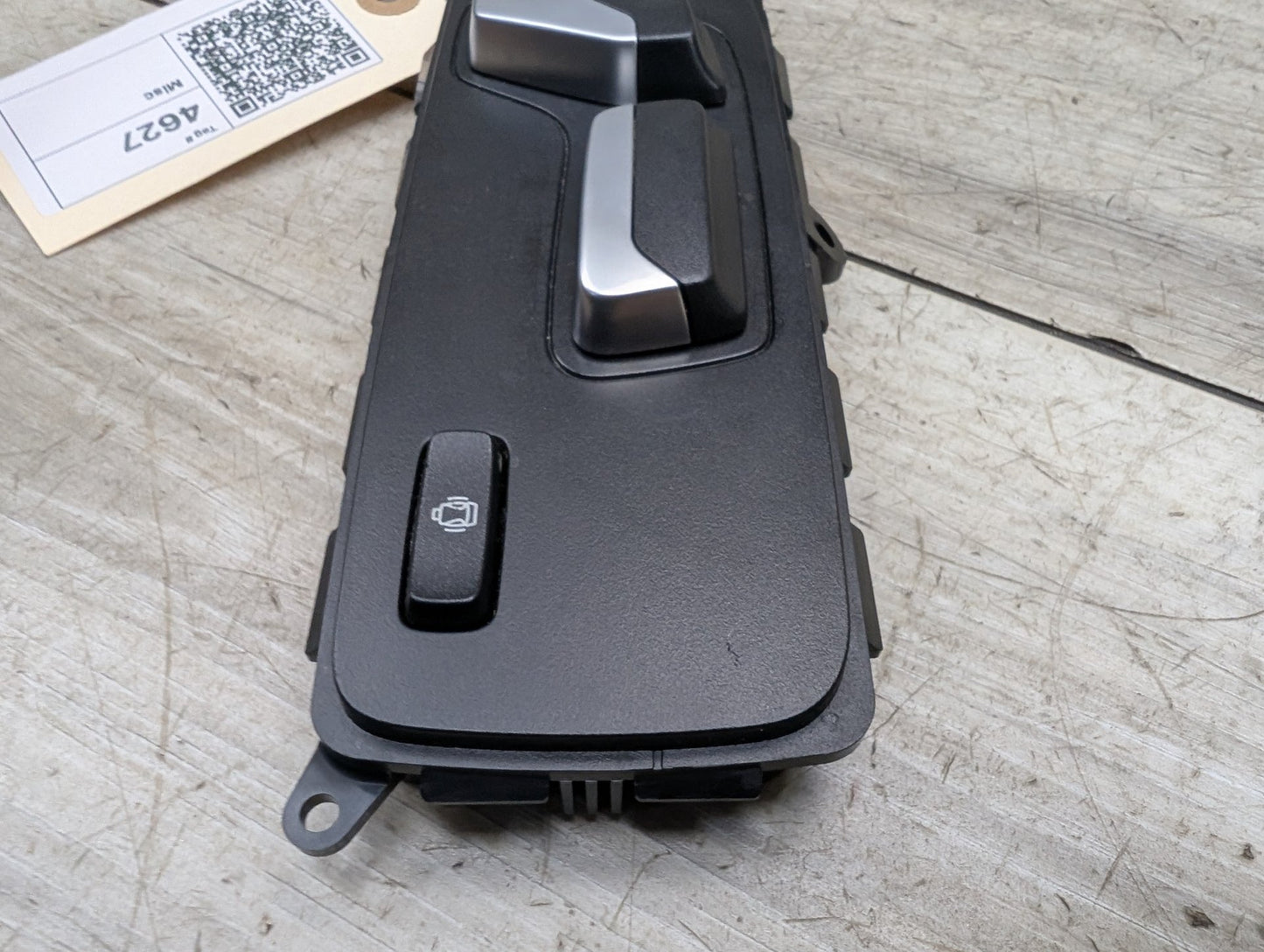 19-24 OEM BMW F97 G01 G20 G22 G26 G42 G80 Front Left Driver Seat Adjust Switch