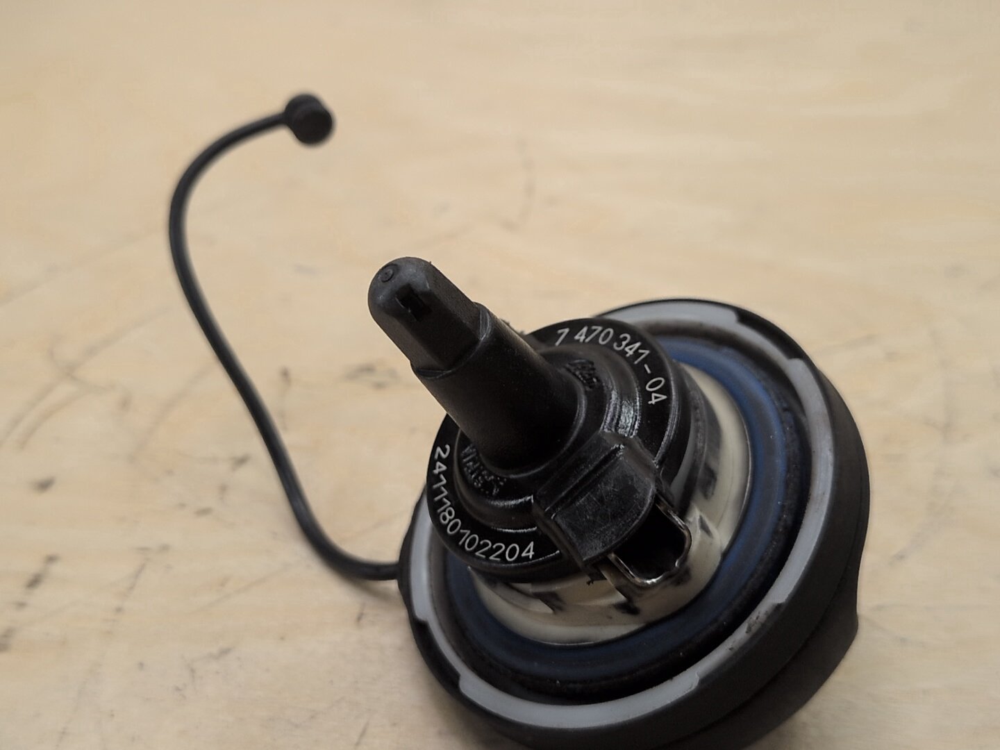 OEM BMW F15 F30 F80 G12 G20 G30 M3 M5 X1 X3 X5 Gas Tank Filler Neck Cap Cover