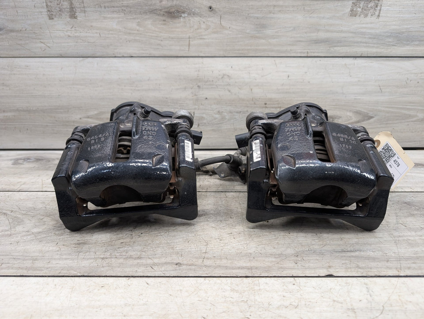2008 - 2017 Audi S5 8T Rear Left Right Brake Caliper SET