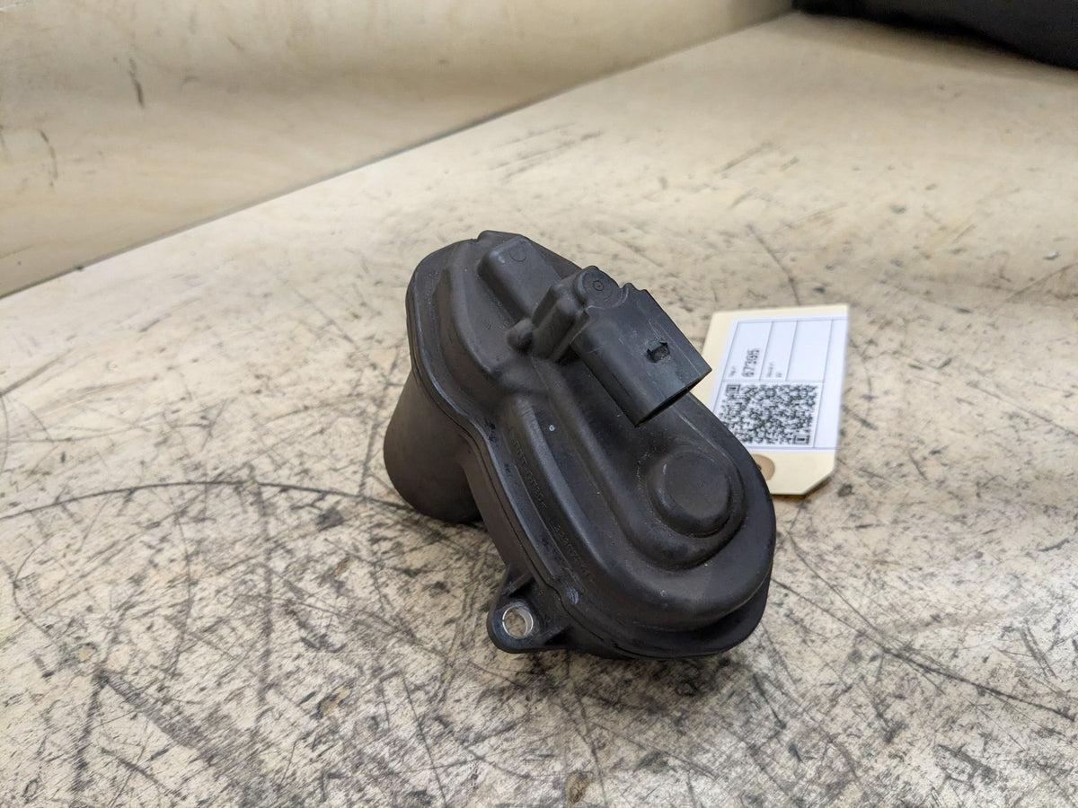 2018-2023 BMW M550i G30 Rear Left or Right Brake Caliper Actuator 6870567 OEM