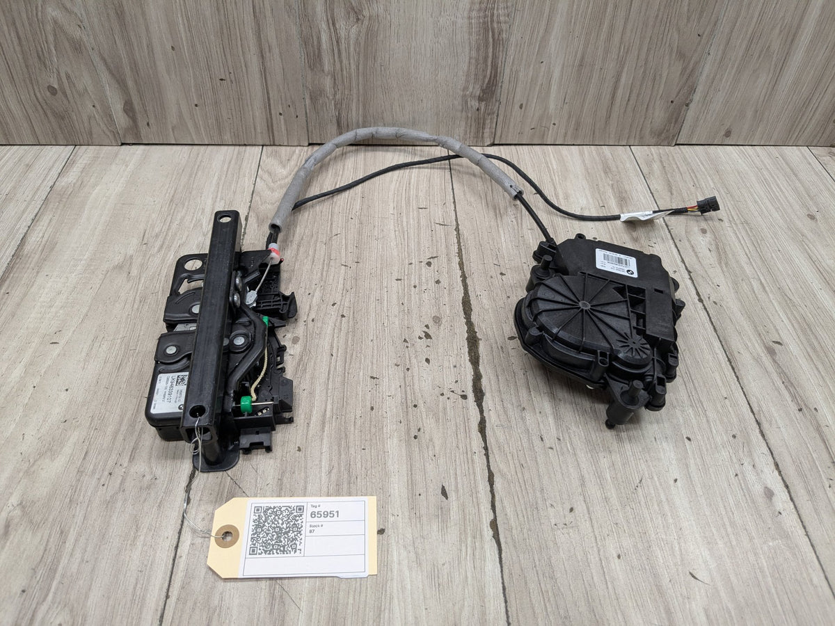 2022-2026 BMW 430i G26 Liftgate Trunk Lid Lock Latch Actuators SET 9463391 OEM