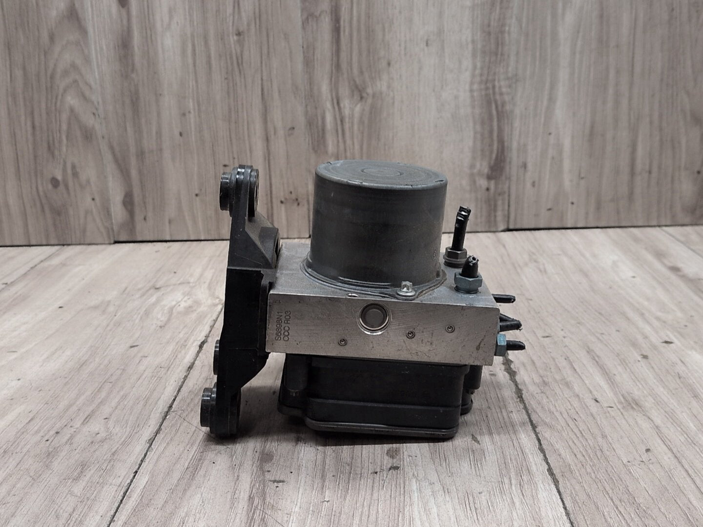 2018-2023 Audi S4 B9 ABS Pump Module 8W0907379K