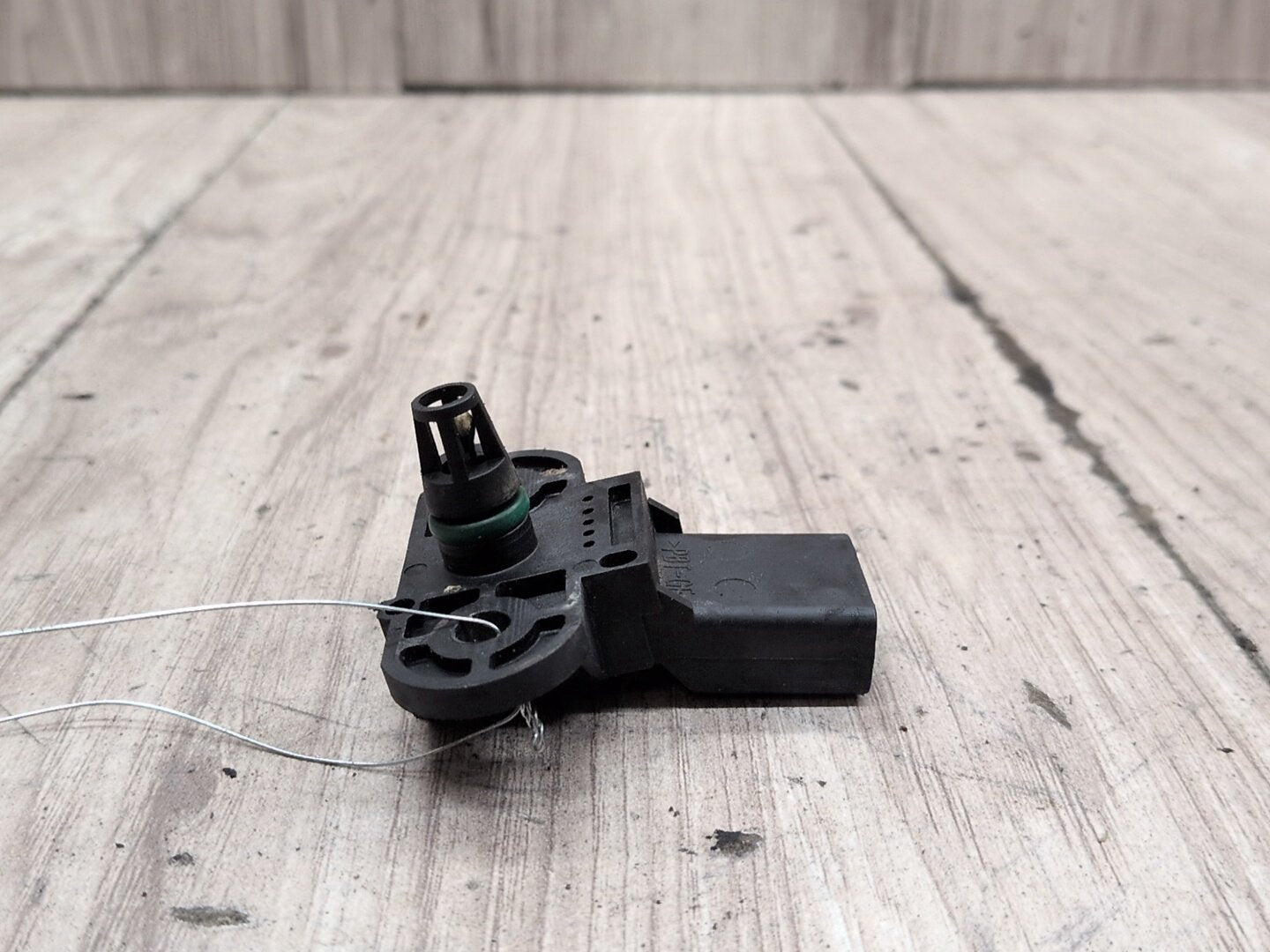 2008 - 2017 Audi S5 8T Manifold Absolute Pressure (MAP) Sensor 03C906051