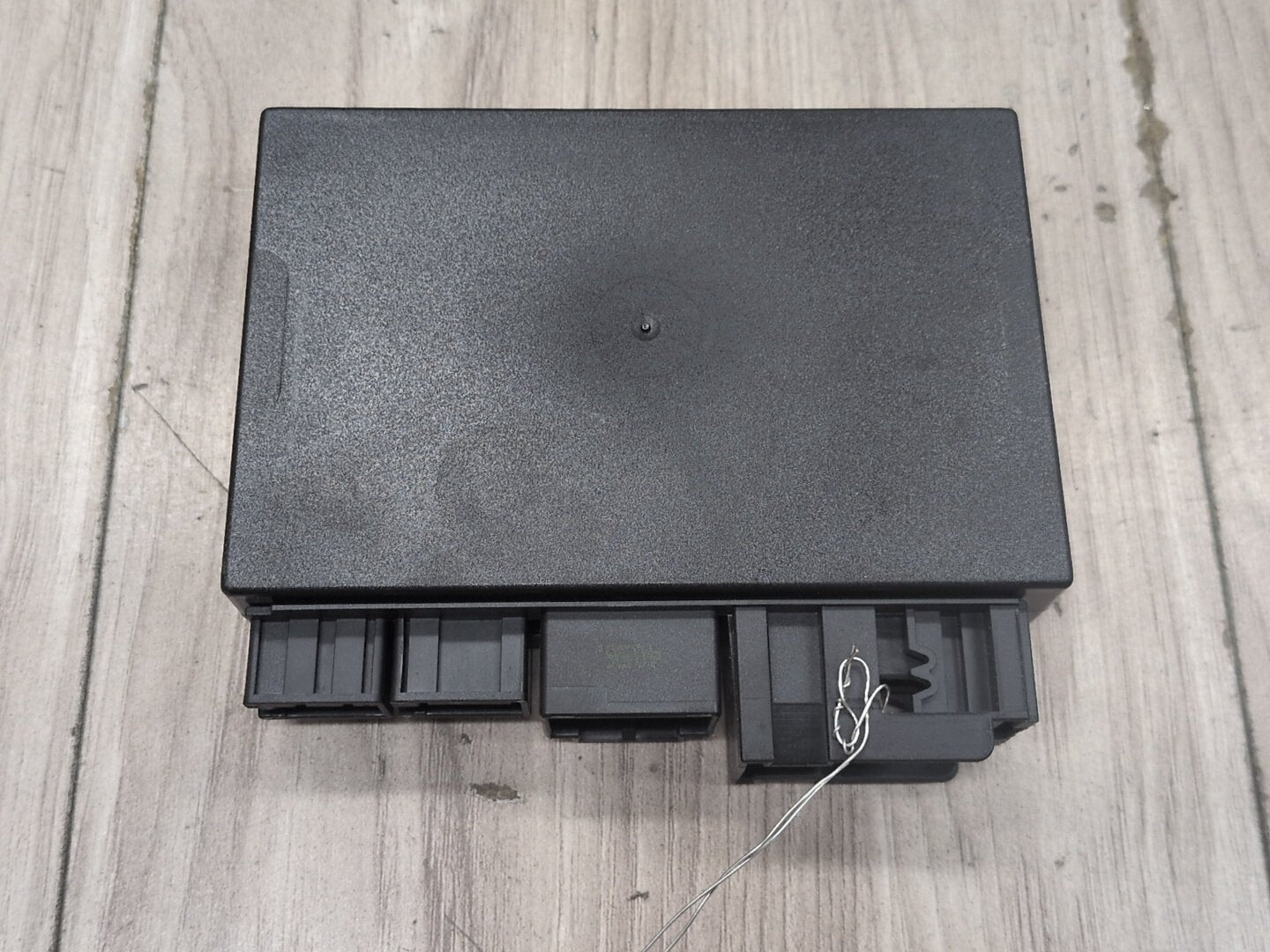 2015 - 2019 BMW X6 F86 Tow Hitch Trailer Module 6879426 S63B44T2