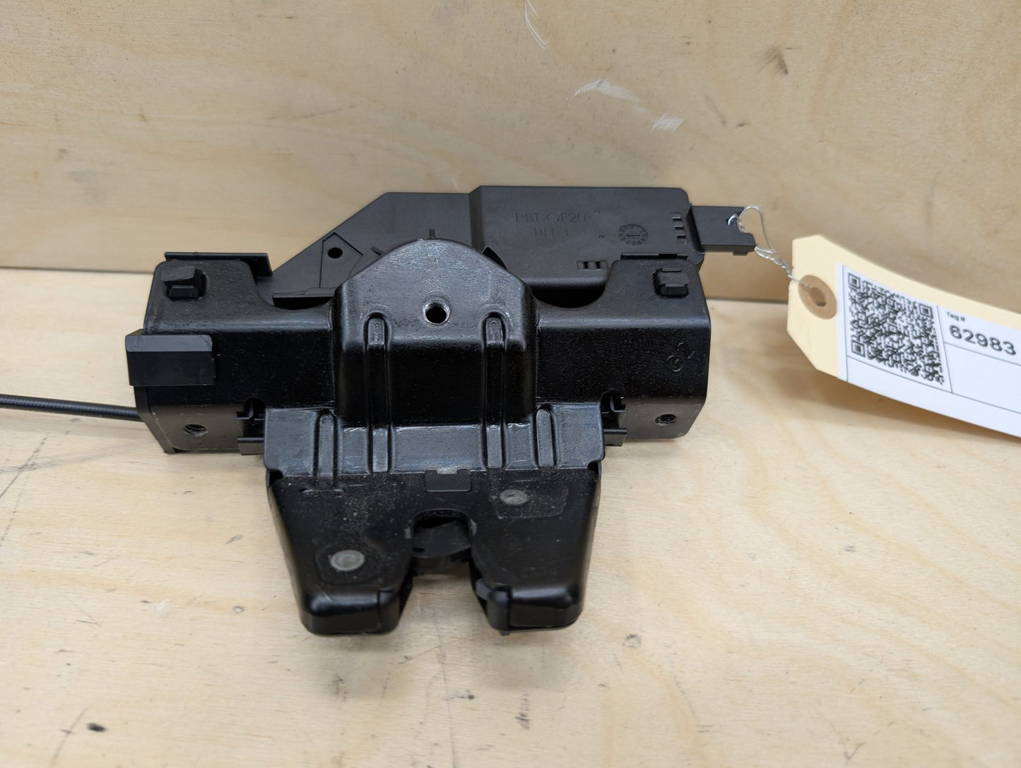 OEM BMW E82 E88 E90 E92 E93 Rear Trunk Lid Latch Lock Opener Actuator w/ Cable