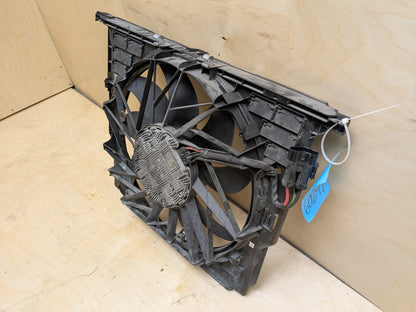2017-2023 BMW 530i G30 Radiator Fan Shroud Housing w/ Motor 8509743
