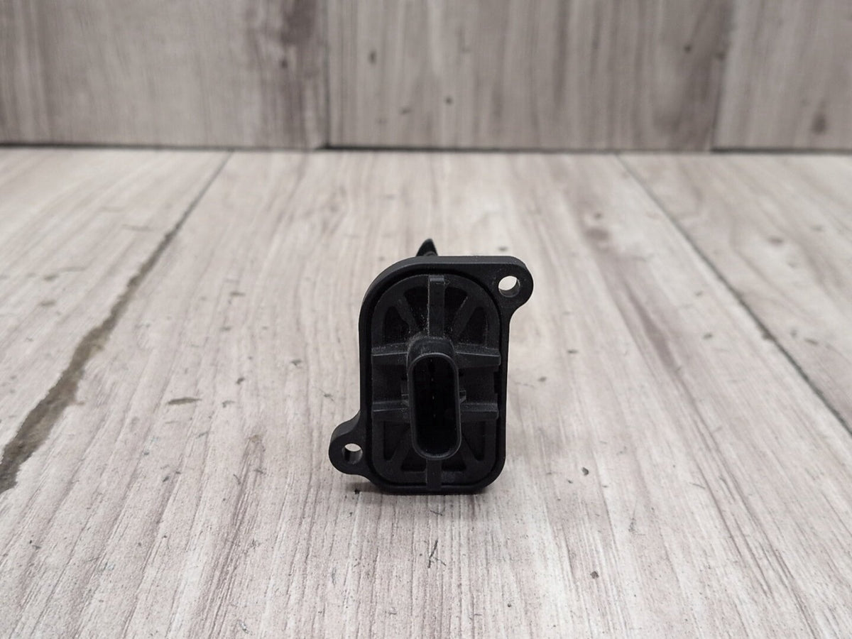 OEM BMW F10 F15 F30 F32 F48 F80 Engine N20 N26 MAF Mass Air Flow Sensor Meter