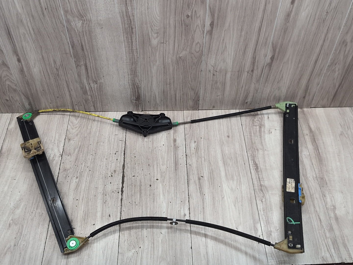 2010-2016 Audi S4 B8 Front Right Passenger Door Window Glass Regulator 8K0837462 OEM