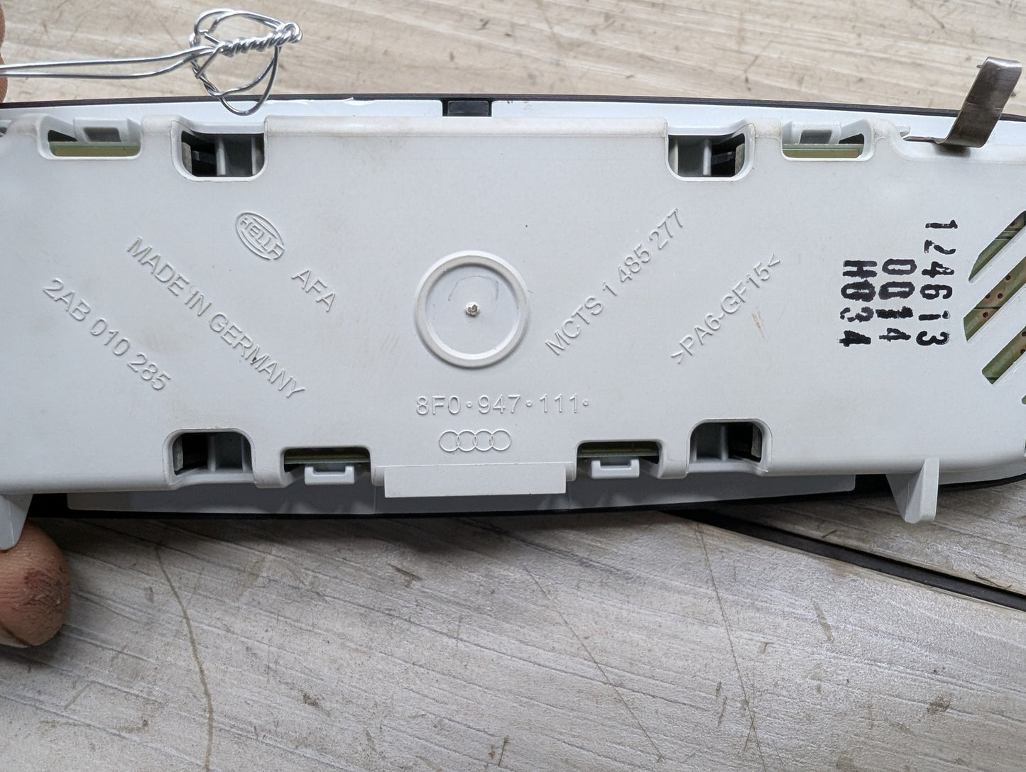 2008 - 2017 Audi S5 8T Headliner Overhead Dome Light Switch Module 8F0947111