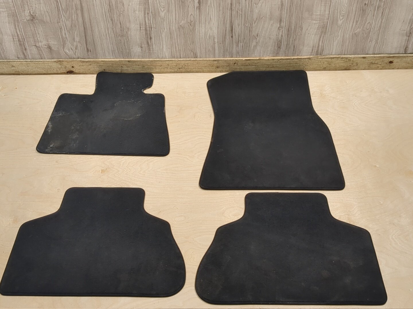 2019 - 2026 BMW X5 G05 Front Rear Left Right Mat Carpet Floor Mats SET 7478825 N63B44M3
