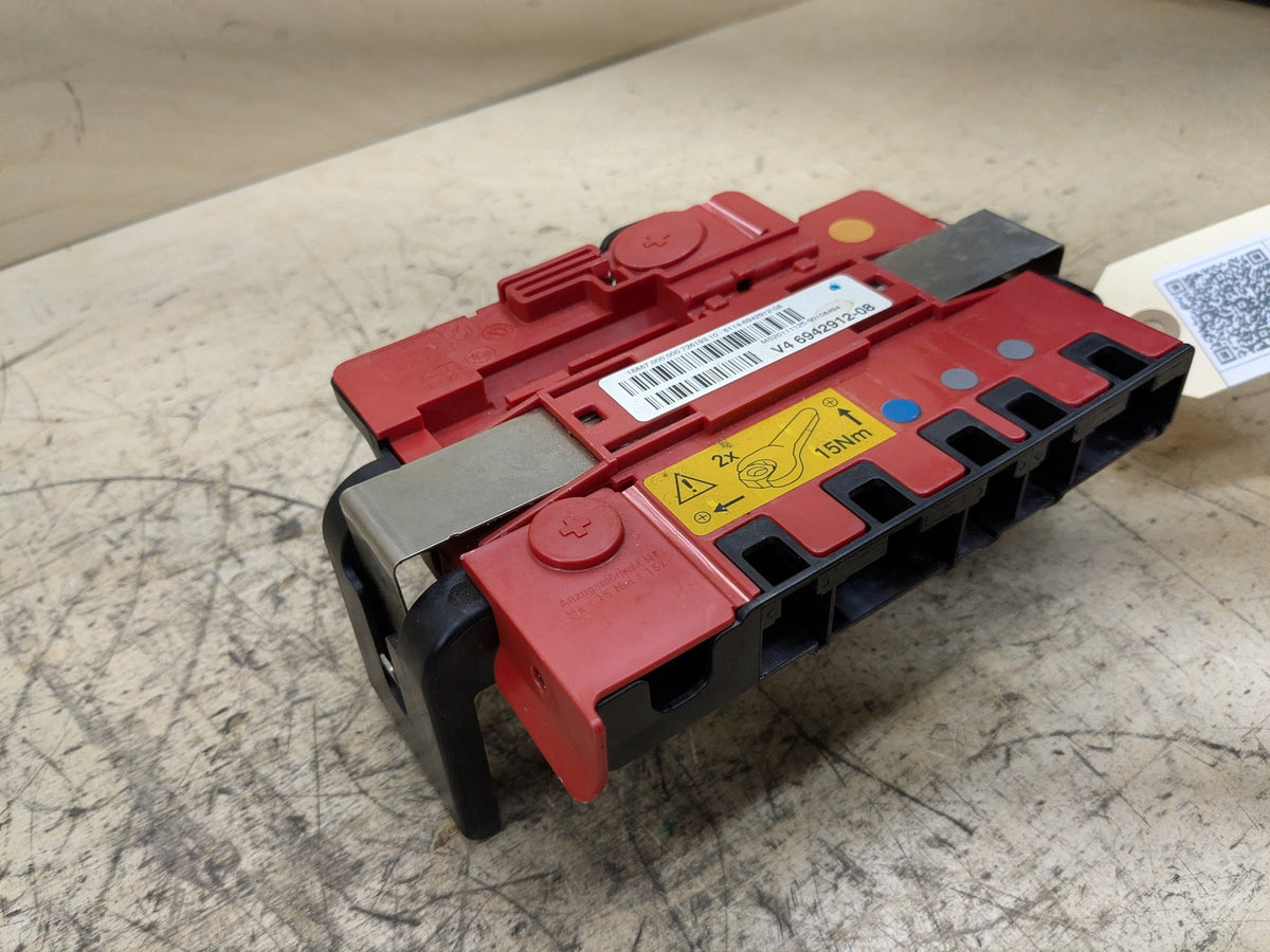 OEM BMW E90 E92 E93 Battery Power Lead Junction Distribution Fuse Box Voltage