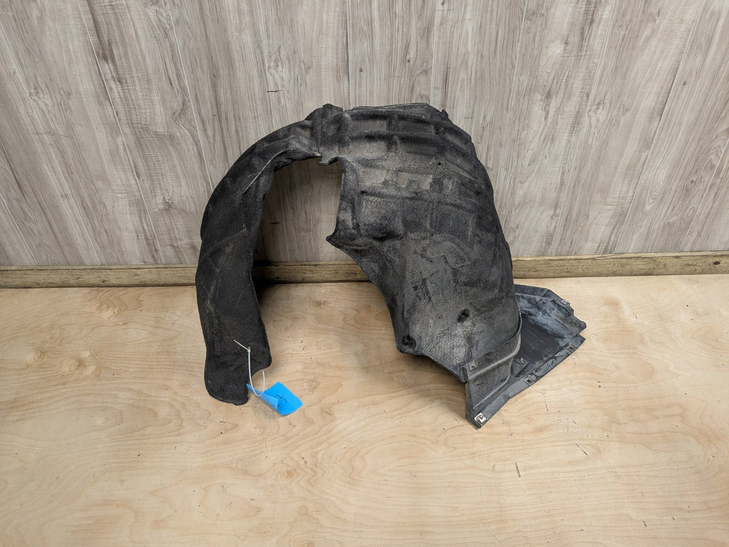 2015-2018 Audi Q3 8U Front Left Driver Wheel Fender Liner Splash Guard 8U0853887