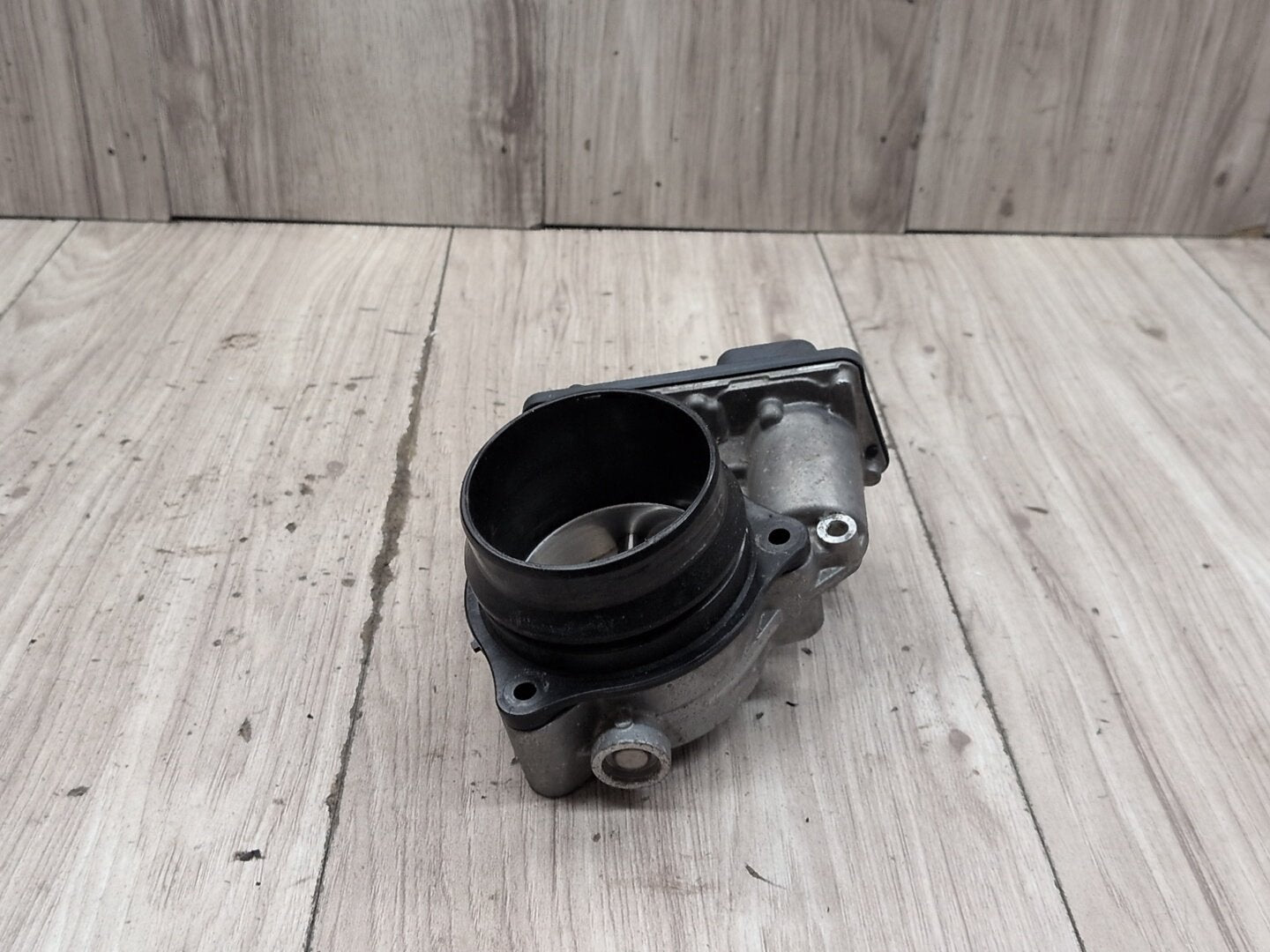 OEM BMW F39 F44 F48 F90 G05 G12 750 G30 M550 M8 Engine B46 N63 S63 Throttle Body