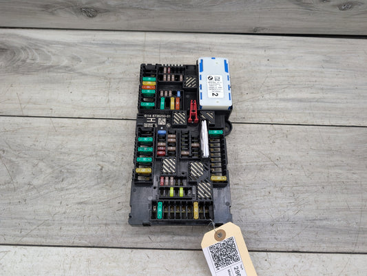 2018 - 2024 BMW X3 G01 Rear Power Distribution Fuse Box 8736250 B58B30O1