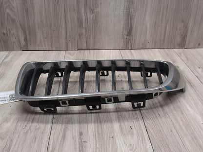2014 - 2015 BMW 440i F36 Front Right Passenger Upper Bumper Cover Kidney Grille 7294817 B58B30M0