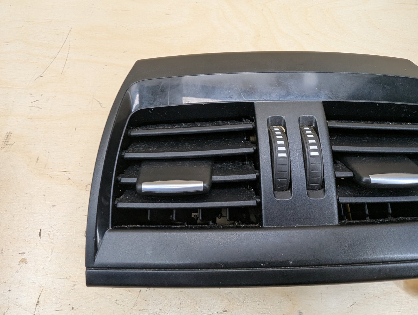 14-19 OEM BMW F15 F16 F85 F86 X5 X6 Rear AC Air Conditioning Vent Grille Black