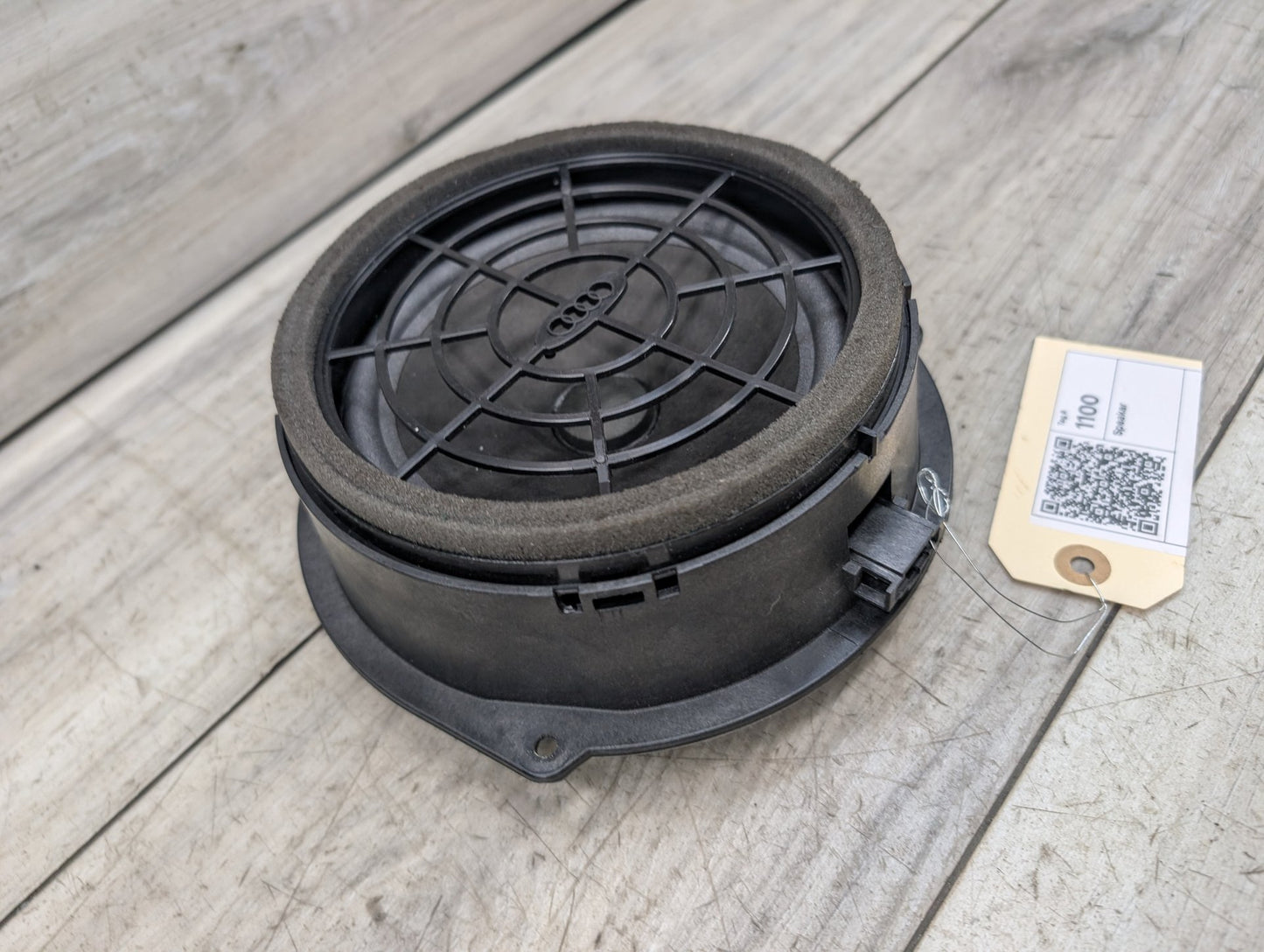 2009 - 2017 Audi Q5 8R Speaker  EA888