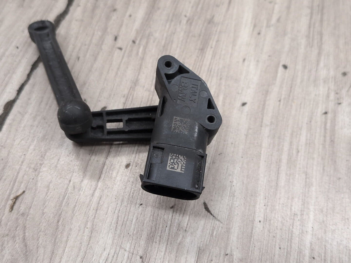 OEM BMW G01 G12 G20 G22 G23 G30 G80 M3 M4 FRONT Left Right Height Level Sensor