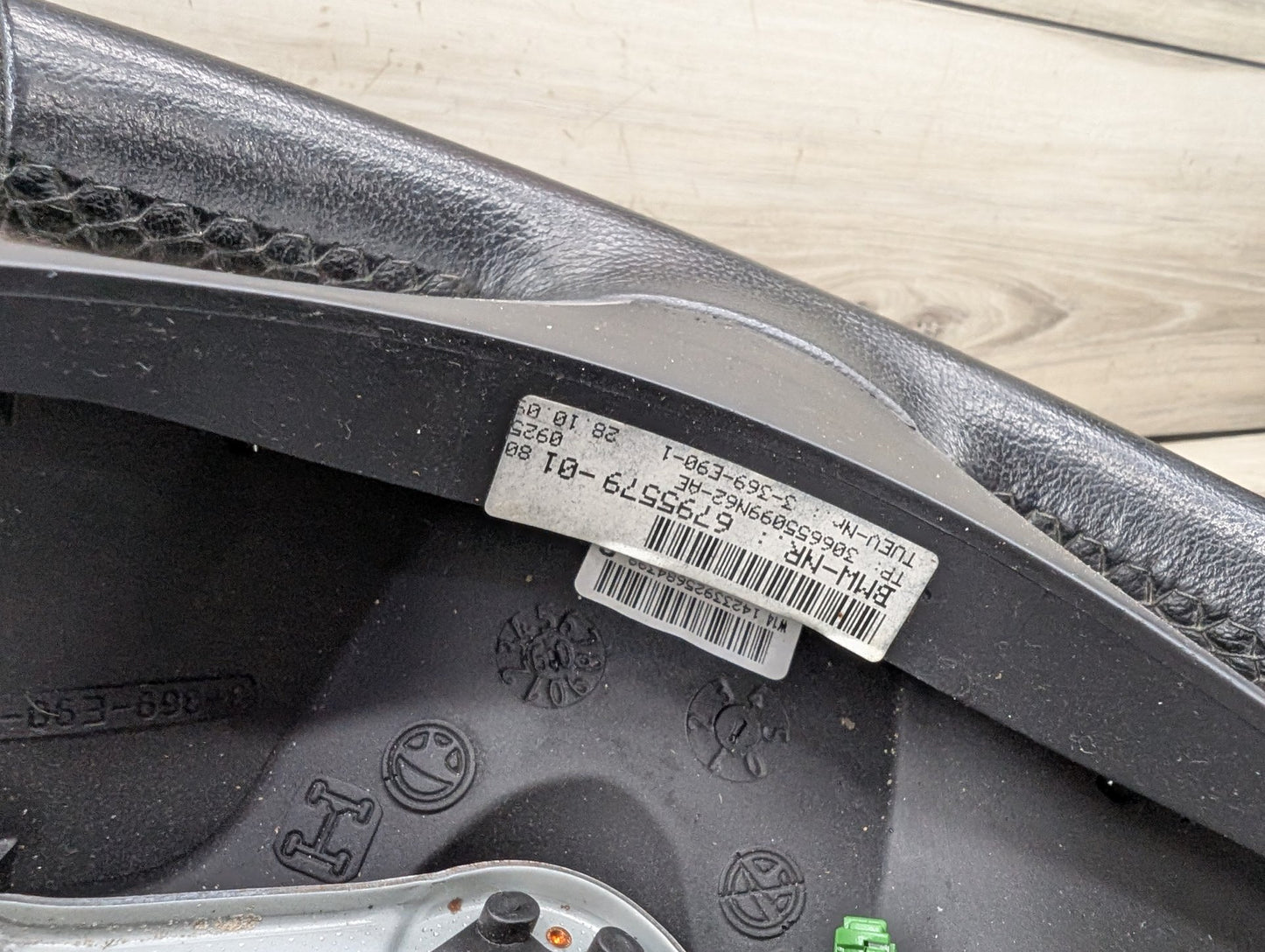 *06-10 OEM BMW E90 E92 E93 Sport Steering Wheel Black LEATHER w/ Shifters