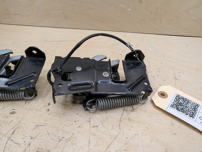 OEM BMW F22 F30 F32 F36 F80 F82 F87 M4 Hood Safety Catch Lock Latch Bracket SET