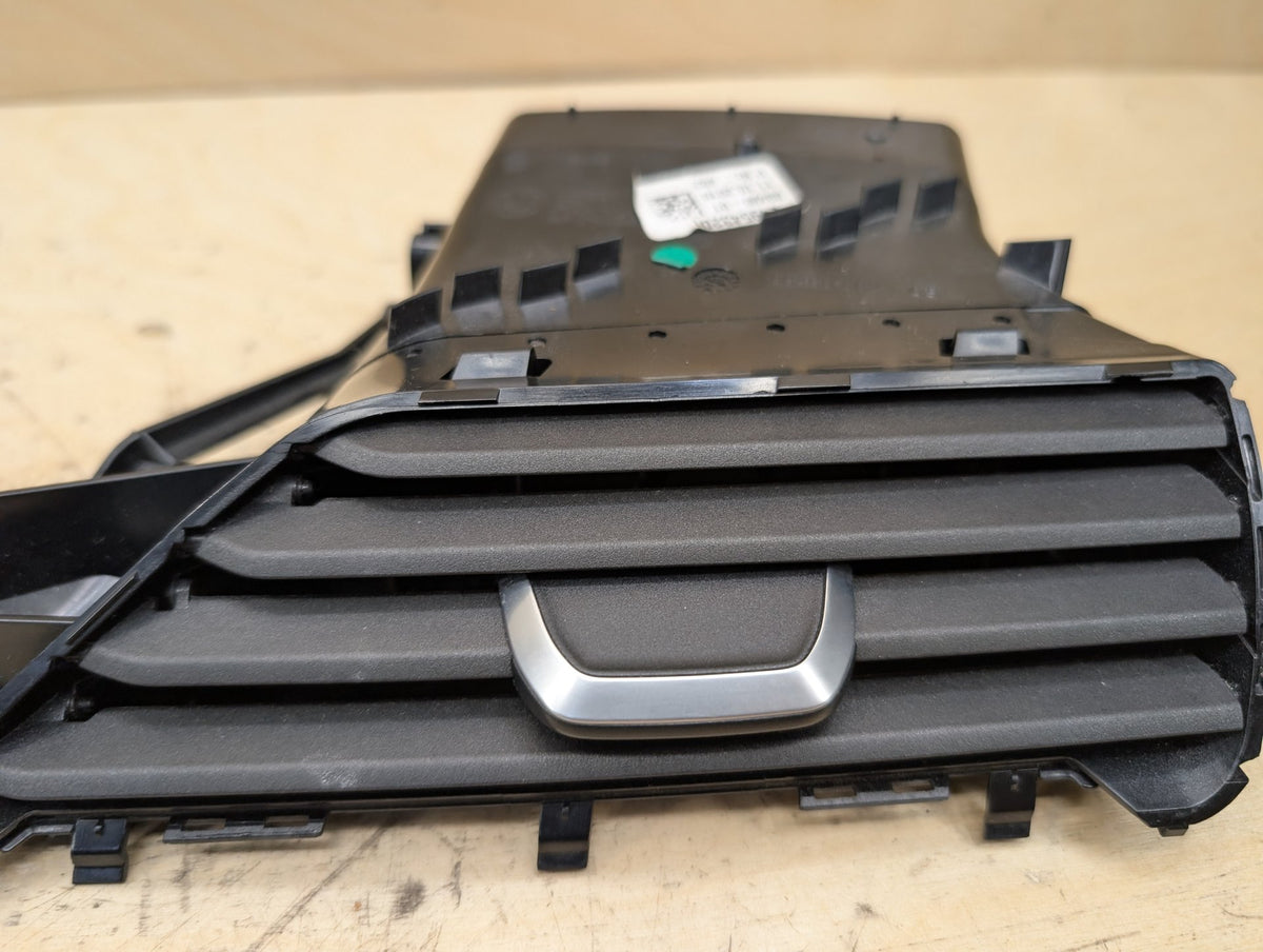 16-19 OEM BMW G12 740 750 Dash Dashboard Right Passenger Side Air Vent