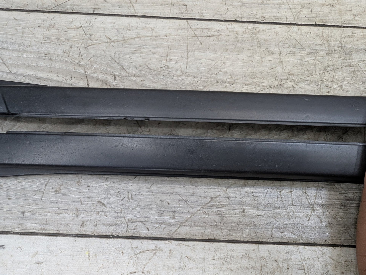 2019 - 2026 BMW 330i G20 Front Left Right Side Windshield Drip Trim Molding SET 7427874 B46B20O1