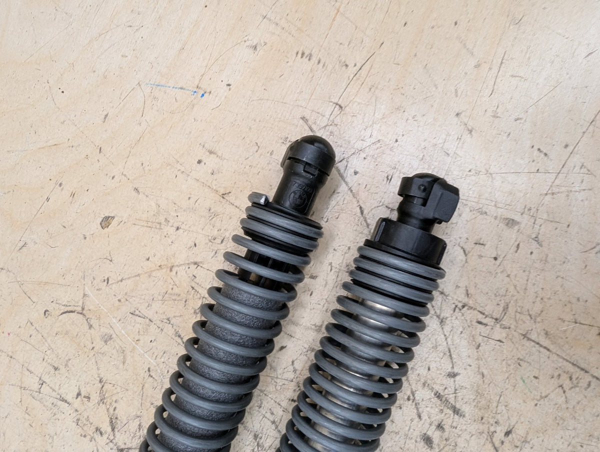 2016-2019 BMW 740i G12 Liftgate Trunk Lid Strut Shock Supports SET 7357110 OEM