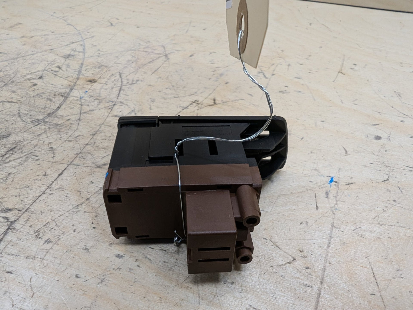 2011-2017 Audi RS5 8T Spoiler Adjustment Switch Button 8K1927521