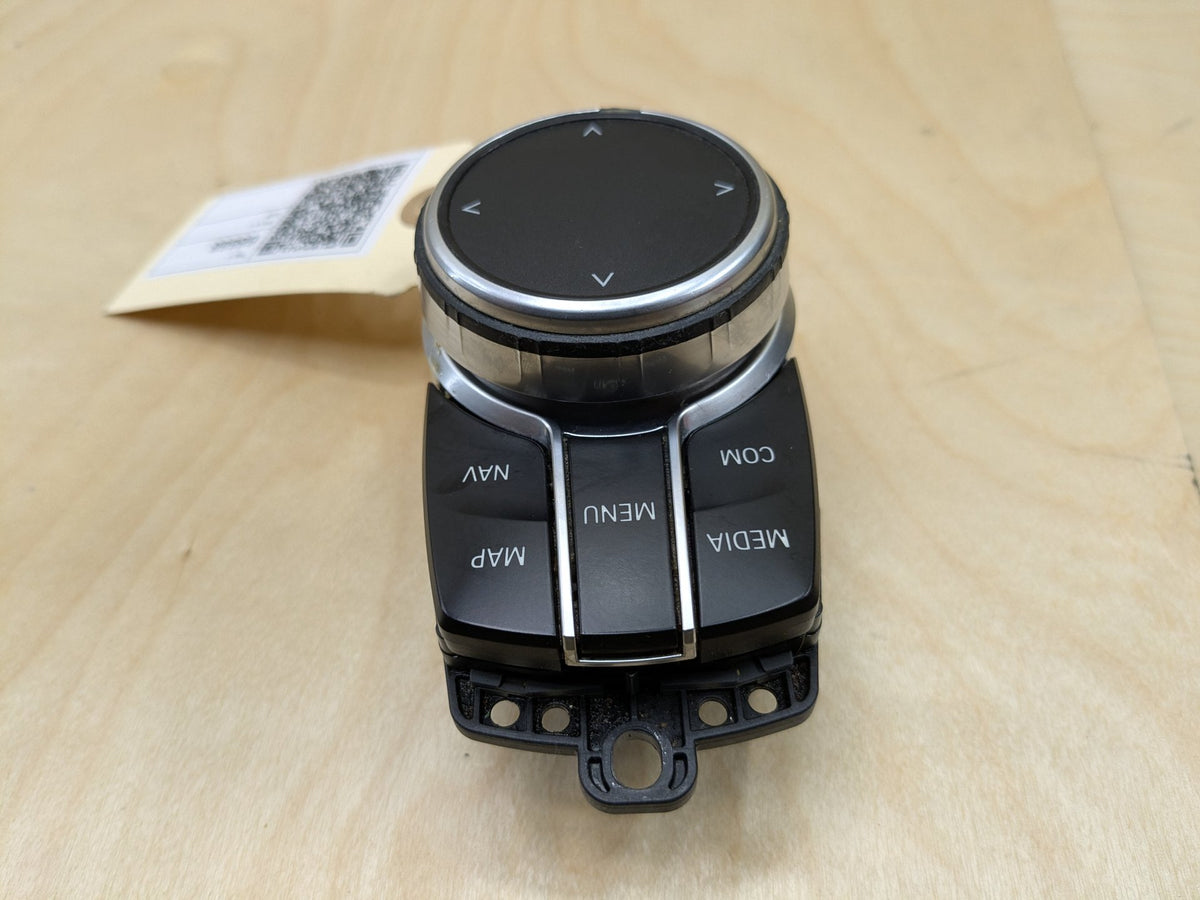 OEM BMW F90 G30 530 540 M550 M5 iDrive Navigation Controller Knob NBT NAV Button
