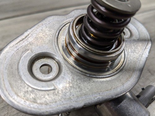 16-20 OEM BMW F39 F48 X1 X2 Engine B46 HPFP High Pressure Fuel Pump