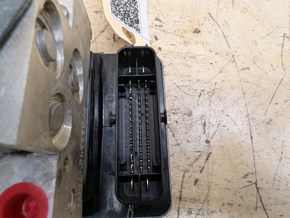 2018-2024 BMW X3 G01 ABS Pump Module 6893764