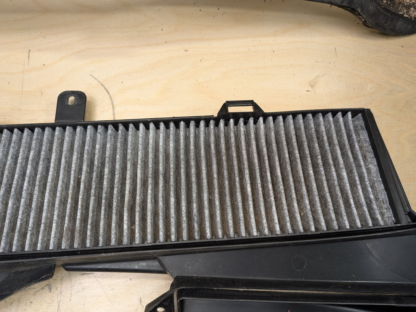 06-13 OEM BMW E90 E92 E93 328 335 Cabin Air Filter Cowl Housing Lower Upper SET