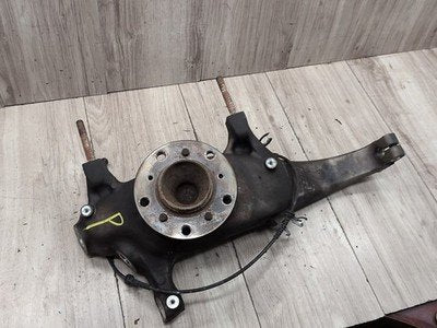 2012-2018 BMW M6 F06 Front Right Passenger Spindle Knuckle w/ Bearing 2284054