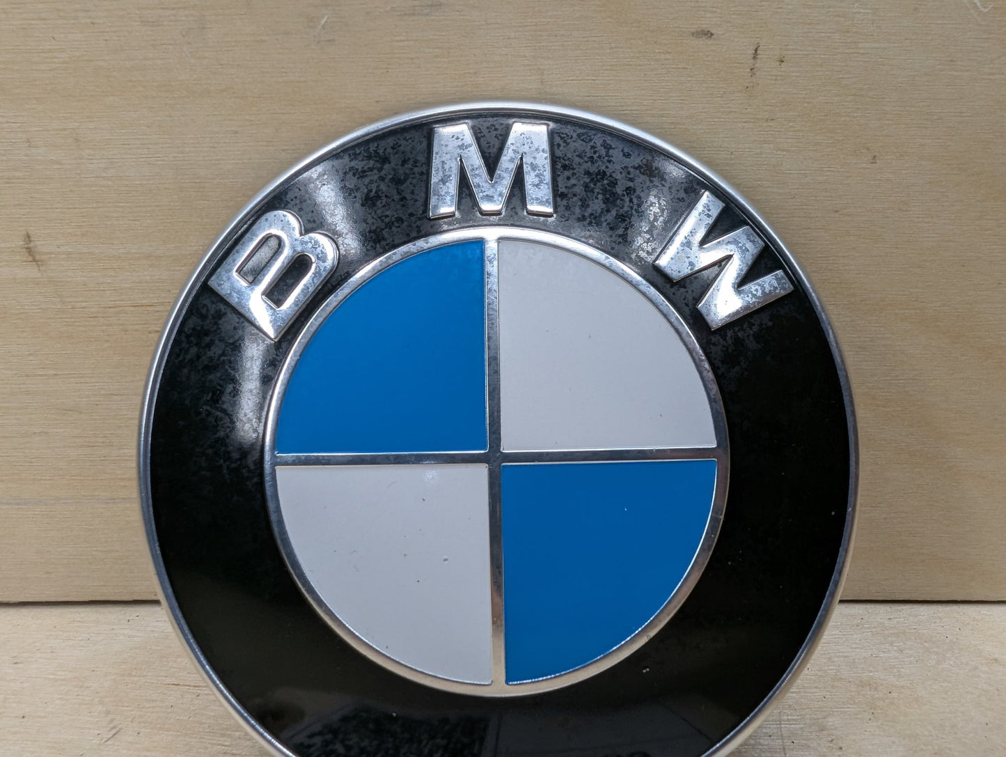 OEM BMW E82 E92 F02 F10 F22 F30 F44 F82 Rear Trunk Lid Round Emblem Logo 82MM