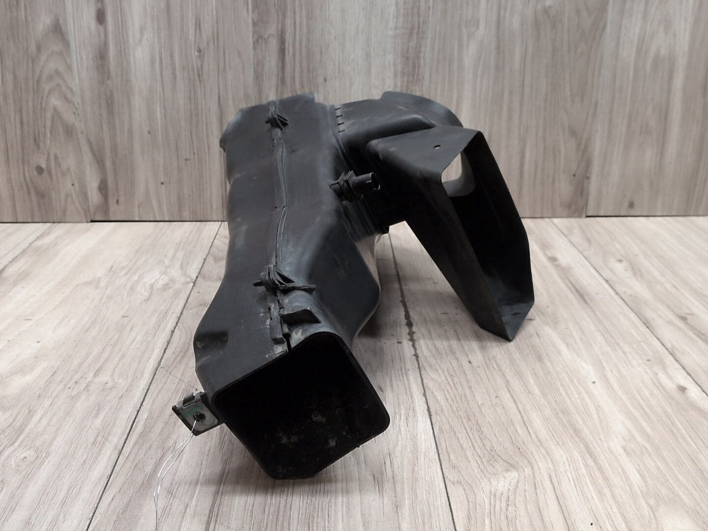 15-18 OEM BMW F85 F86 X5M X6M Front Bumper Left Driver Radiator Air Duct Vent
