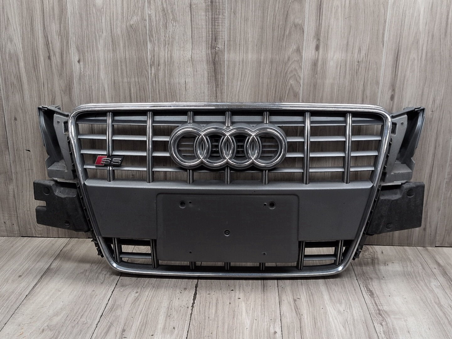 2008-2017 Audi S5 8T Front Middle Center Bumper Cover Grille 8T0853651F