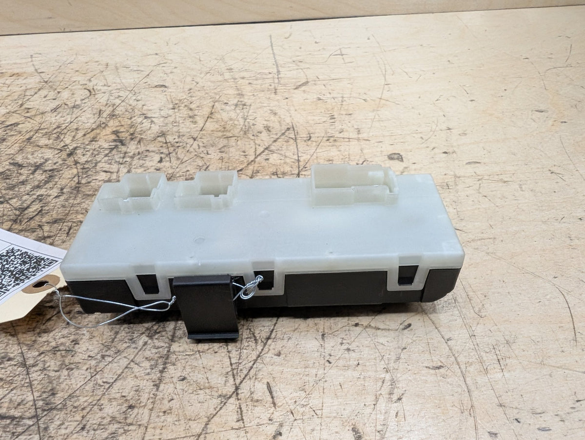 16-19 OEM BMW G11 G12 G30 F90 M5 740 750 Rear Trunk Lid Lift Control Module