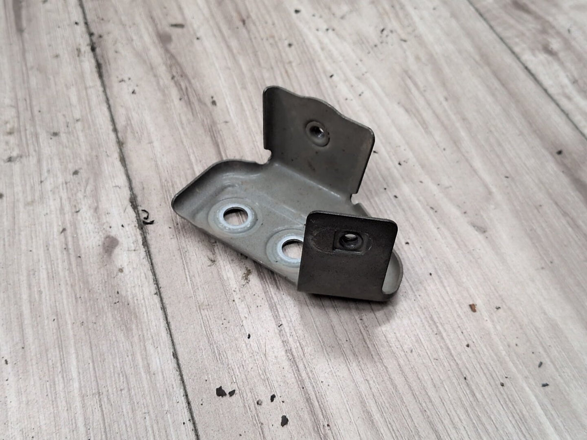 2016-2022 BMW 750i G12 Front Right Passenger Fender Brackets SET 7413402 OEM