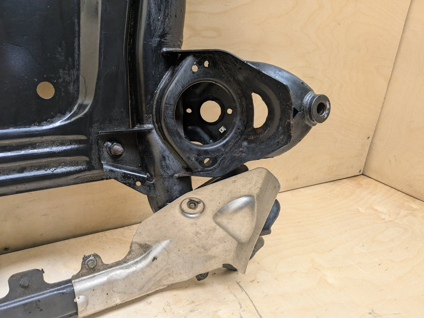 06-11 BMW 328i E90 AWD Front Axle Support Crossmember Subframe PN: 6776763