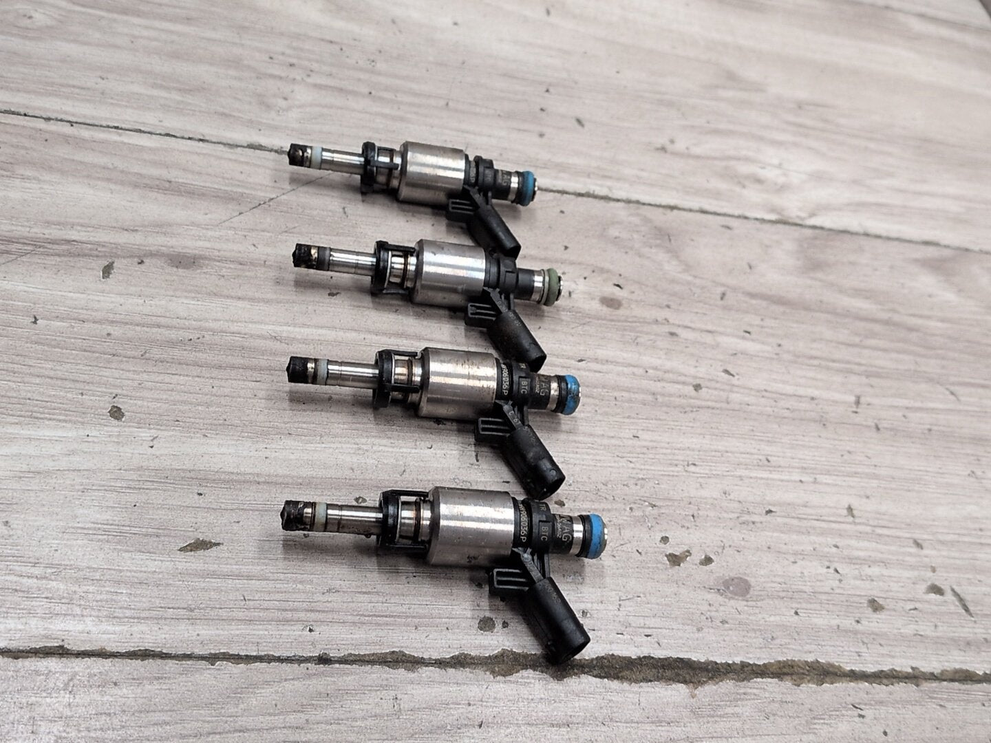 2015-2018 Audi 8U Q3 CCTA Engine Motor Fuel Injector Rail Line SET 06H906036P