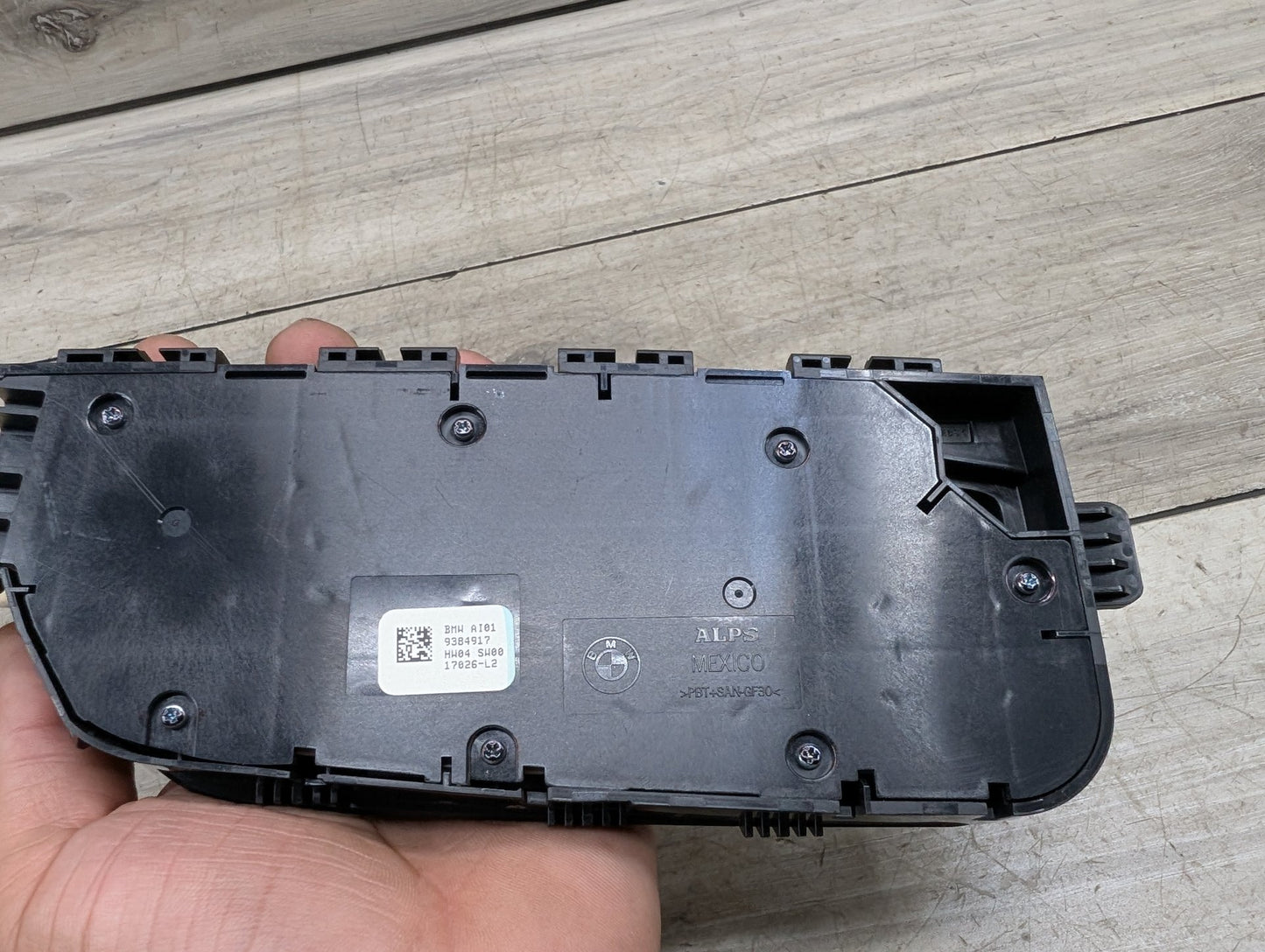 2017-2023 BMW 530i G30 Front Left Driver Seat Memory Switch 9384917