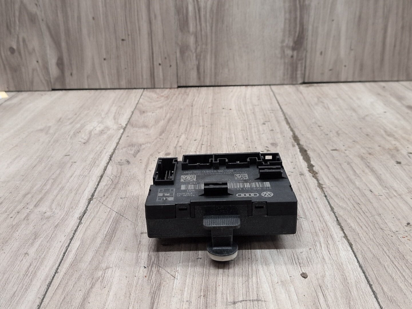 10-13 OEM AUDI A4 S4 S5 Front Left or Right Window Control Module