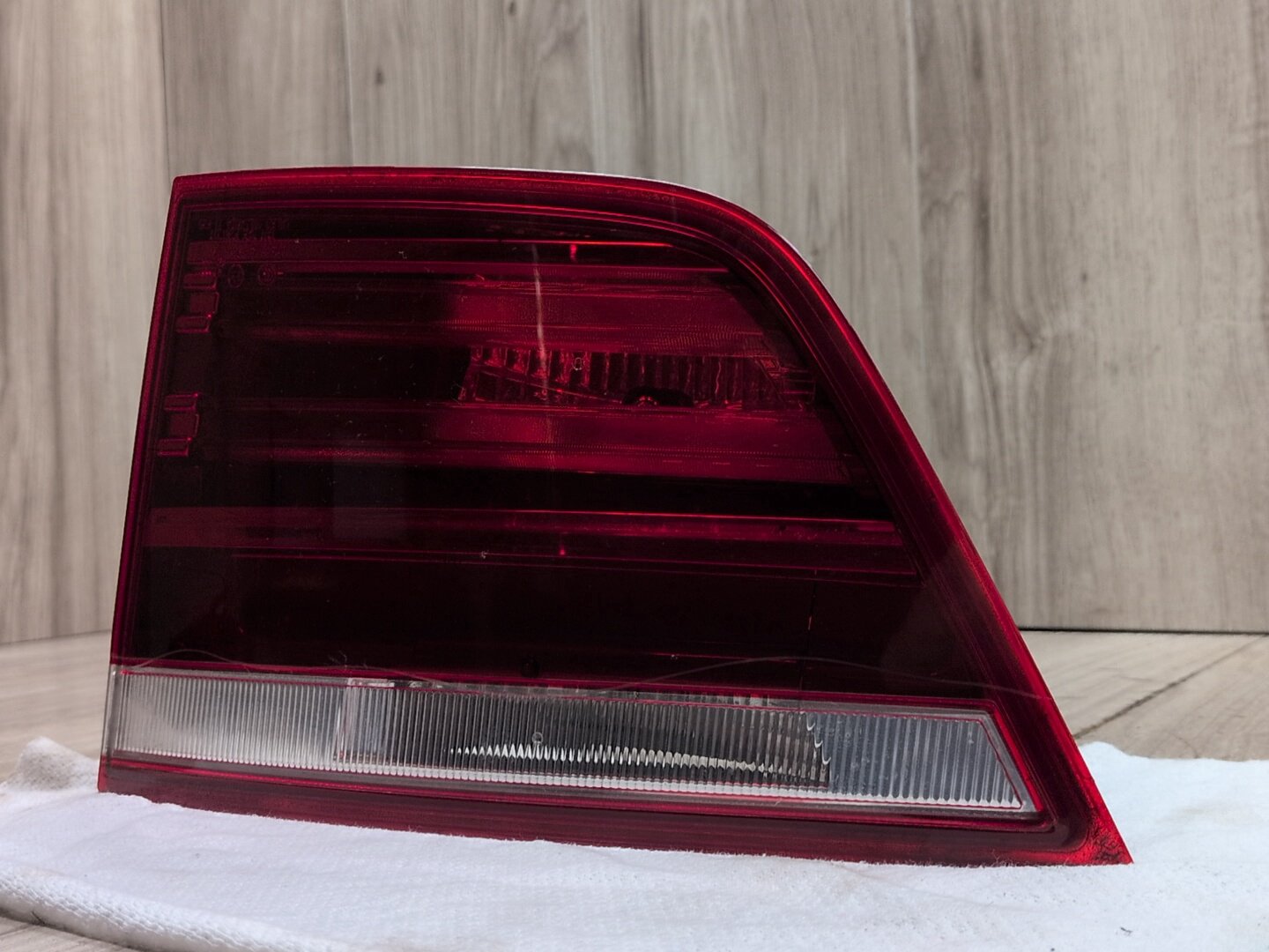 2011 - 2017 BMW X3 F25 Rear Right Passenger Inner Tail Light 7217314 N20B20O0