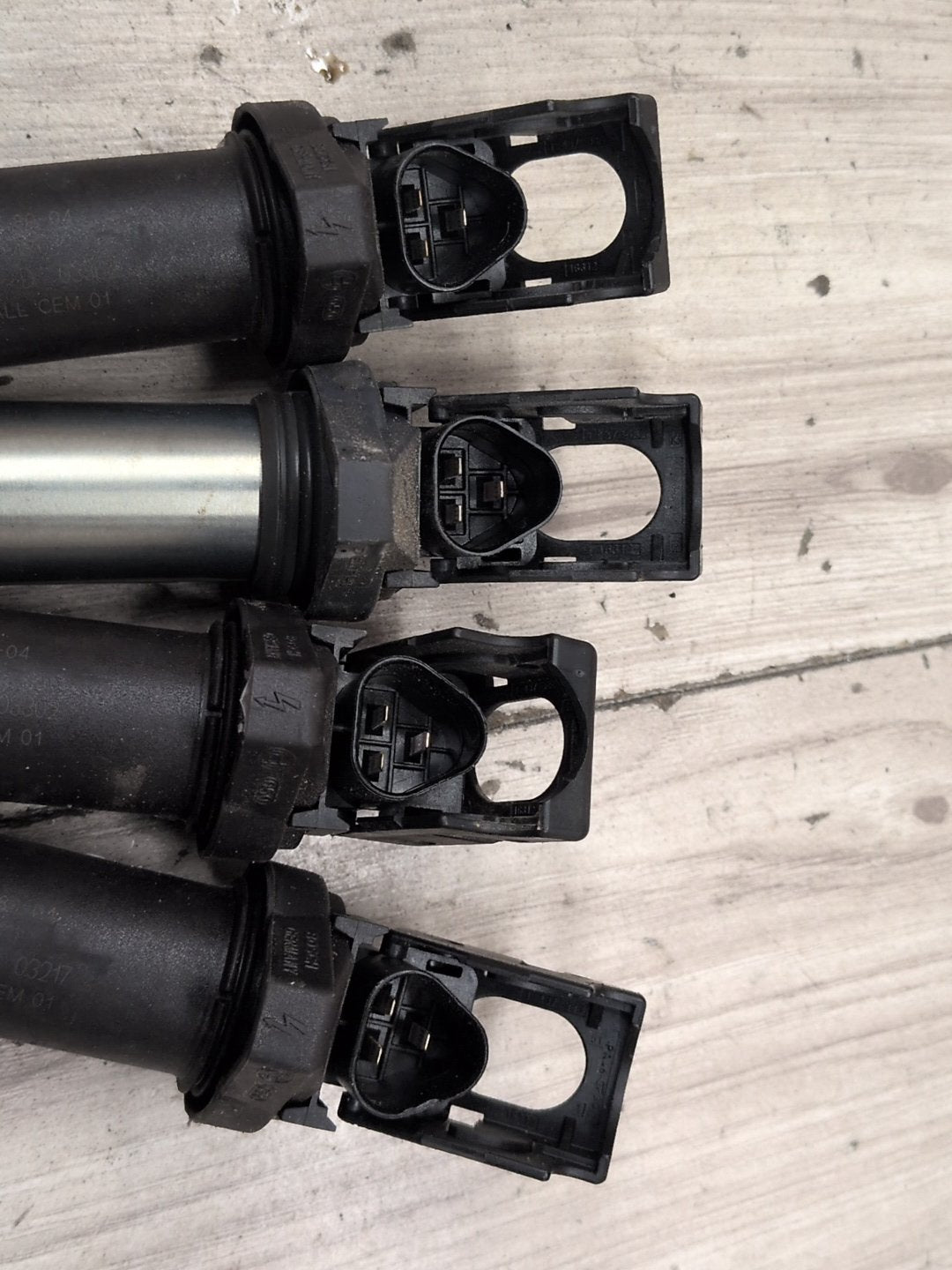 2016-2022 BMW G12 750i Engine Motor Ignition Coil SET 8611236
